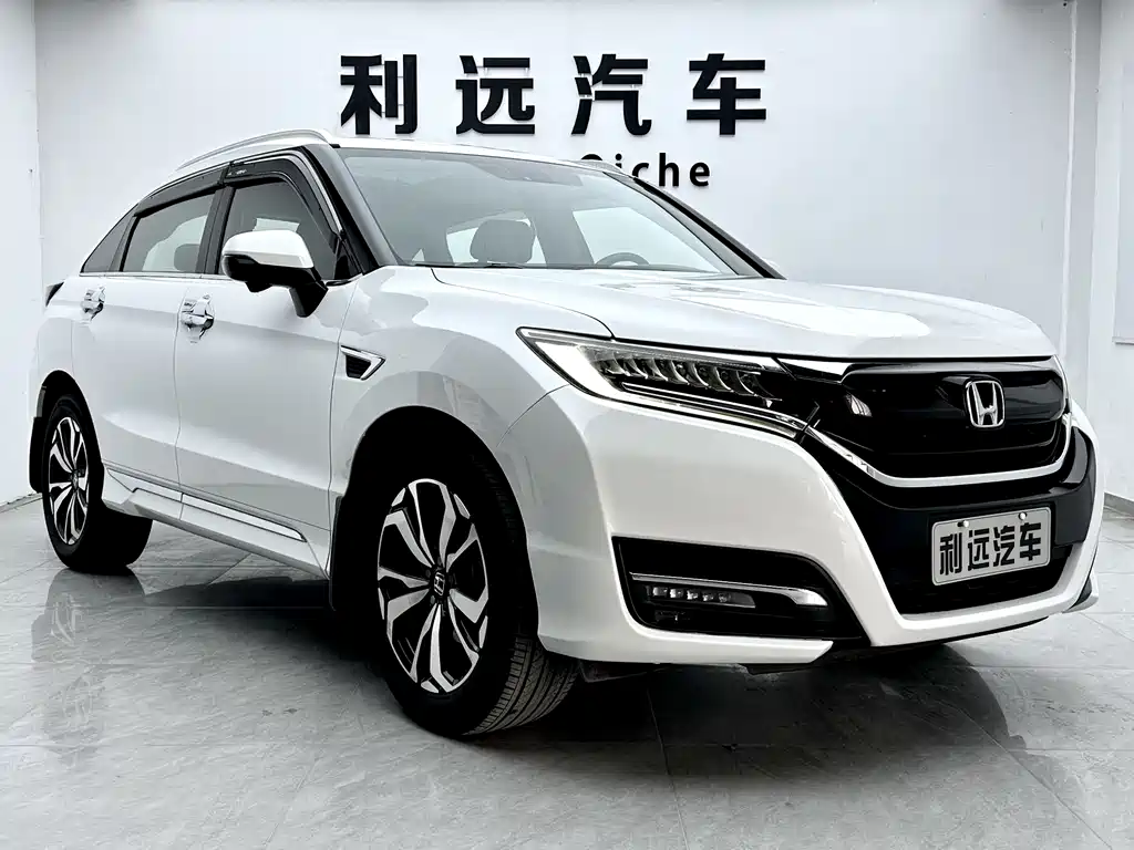 Honda UR-V 2017 240TURBO 2WD Deluxe Edition National V купить на сайте DeffCars