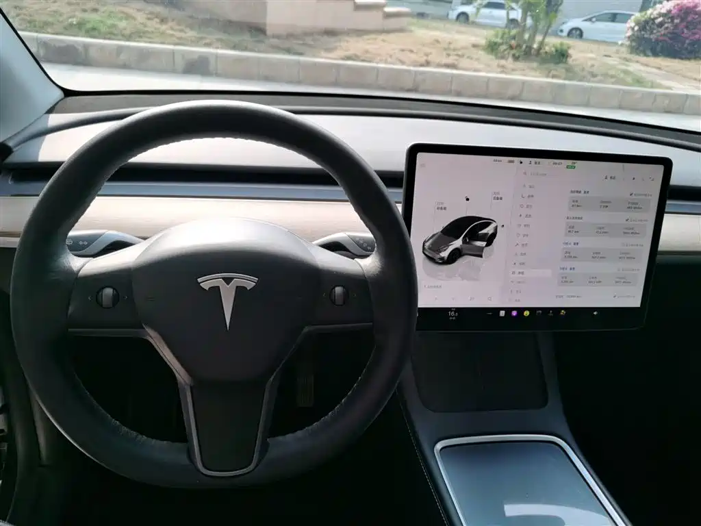 Model Y 2022 long-range all-wheel drive version купить на сайте DeffCars
