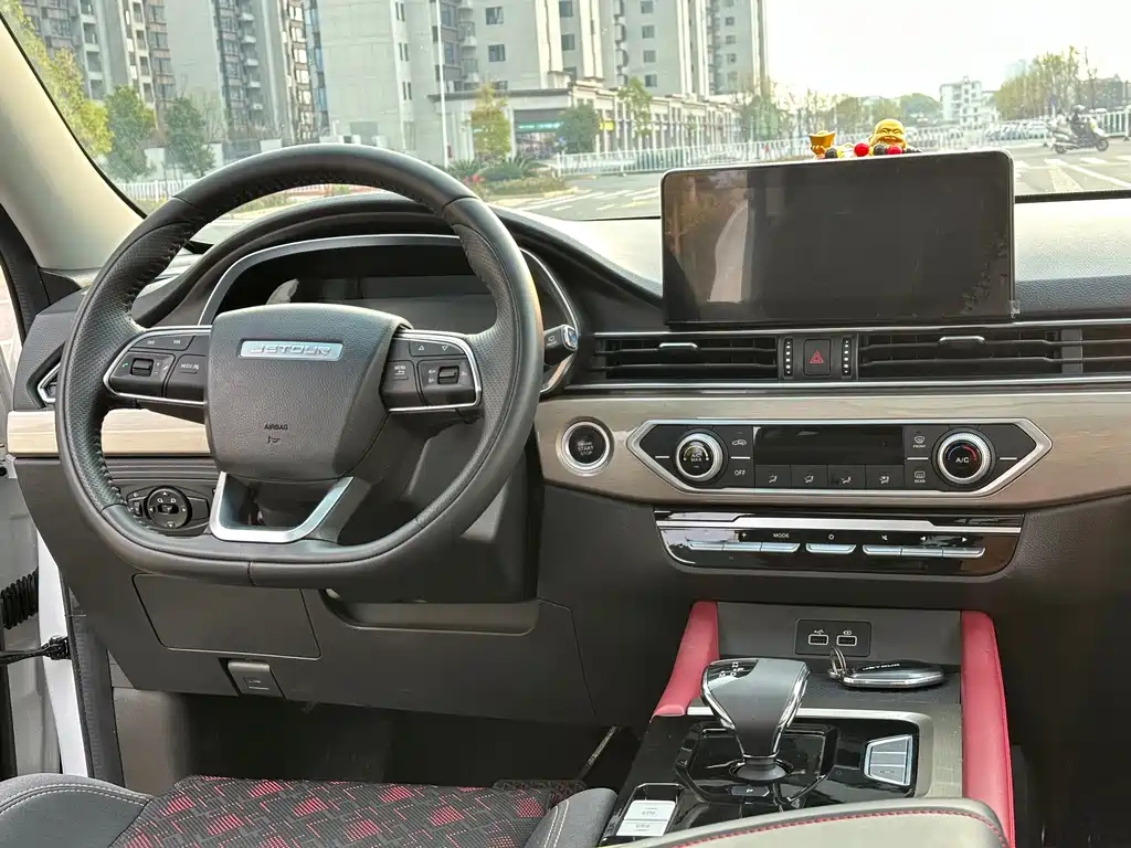 Jietu X70 2023 1.5T DCT flagship version 5 seats купить на сайте DeffCars