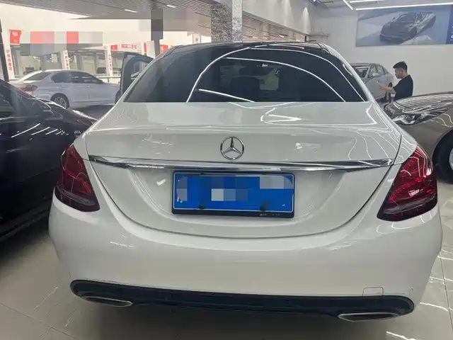 Mercedes-Benz C-Class 2018 C 200 L Sports Edition купить на сайте DeffCars