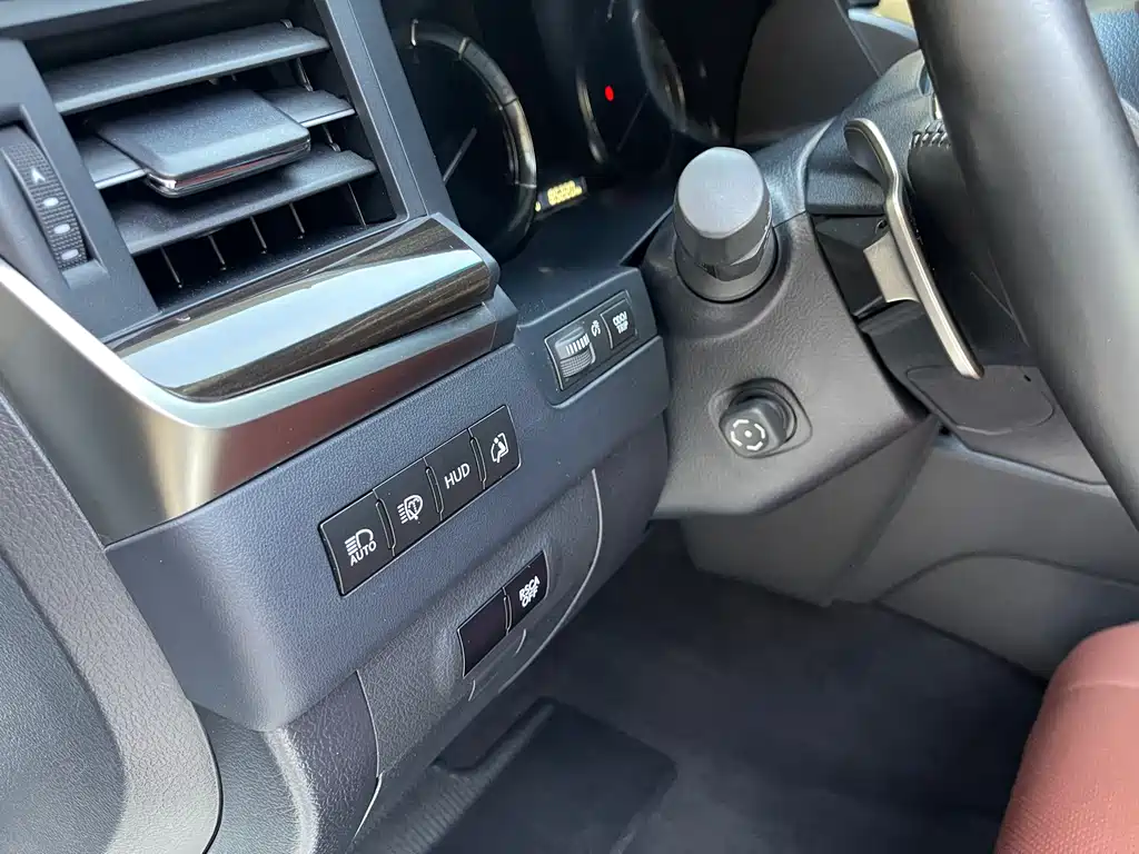 Lexus LX 2019 570 Premium Luxury Edition купить на сайте DeffCars