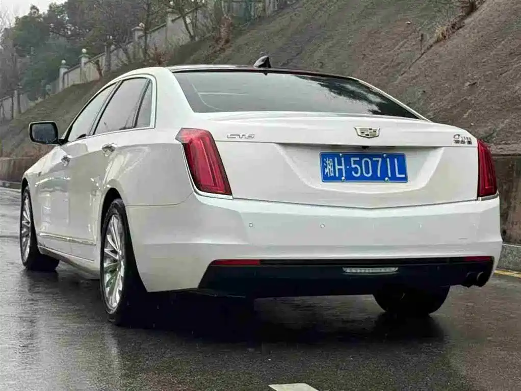 Cadillac CT6 2017 28T luxury model купить на сайте DeffCars