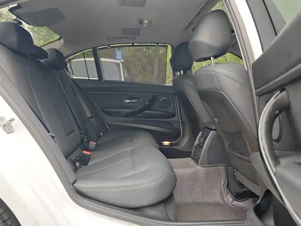 BMW 3 Series 2018 318Li купить на сайте DeffCars