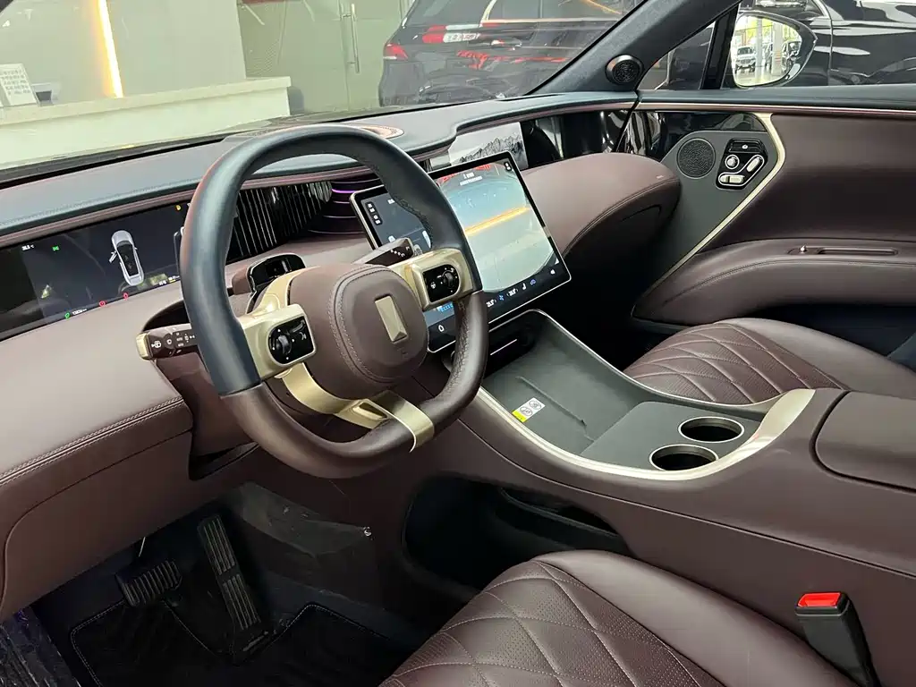 Avita 11 2025 Ultra extended range version купить на сайте DeffCars