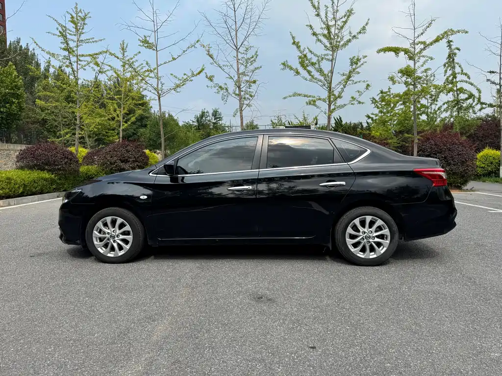 Sylphy 2023款 1.6L CVT黑金版 купить на сайте DeffCars