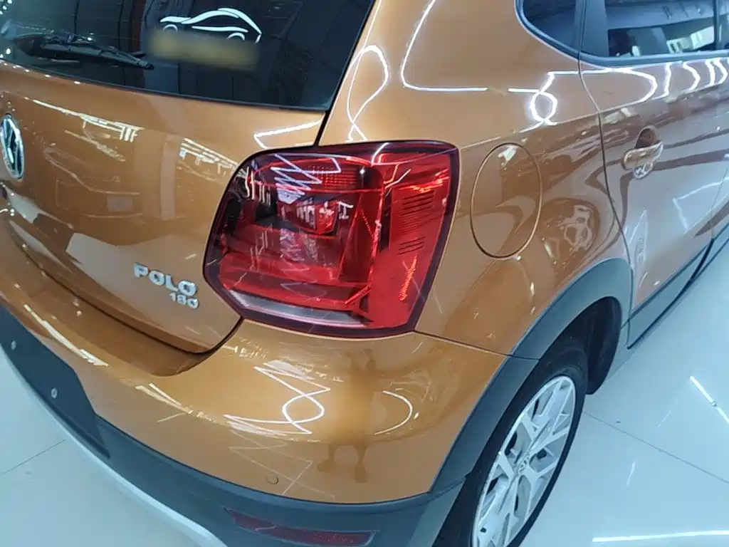 Polo 2016 1.6L Cross Polo automatic купить на сайте DeffCars