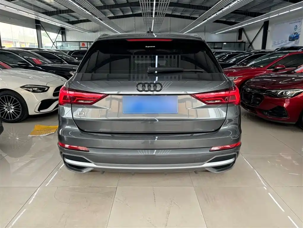Audi Q3 2021 35 TFSI Fashionable and Dynamic купить на сайте DeffCars