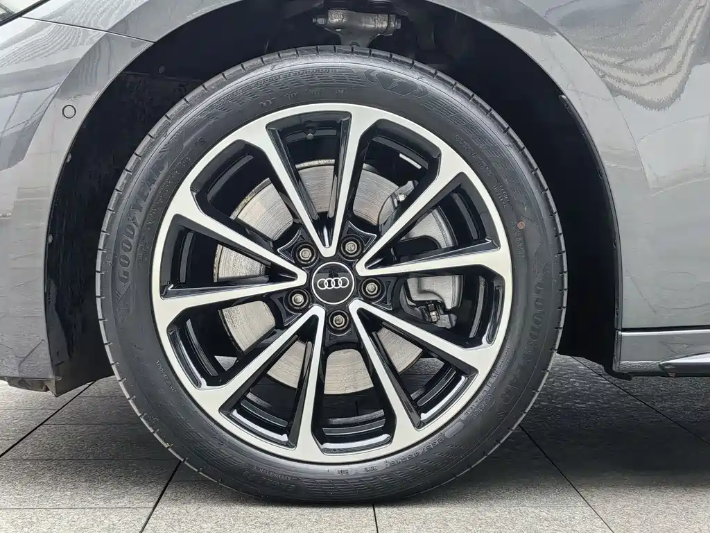 Audi A5L 2026 2.0T Sports Edition Plus купить на сайте DeffCars
