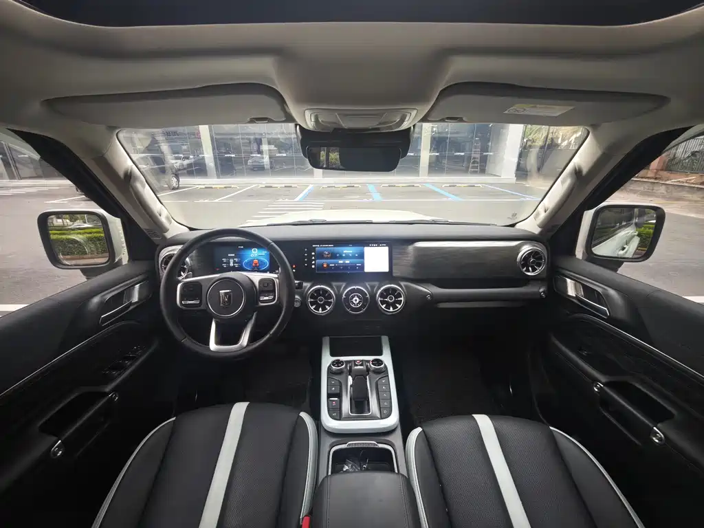 Tank 300 2021 Off-Road Version 2.0T Conqueror купить на сайте DeffCars