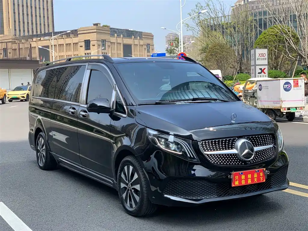 Vito 2023 2.0T Business Edition 7 seats купить на сайте DeffCars