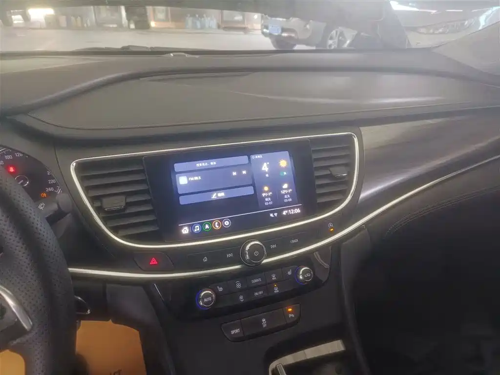 LaCrosse 2022 652T luxury model купить на сайте DeffCars