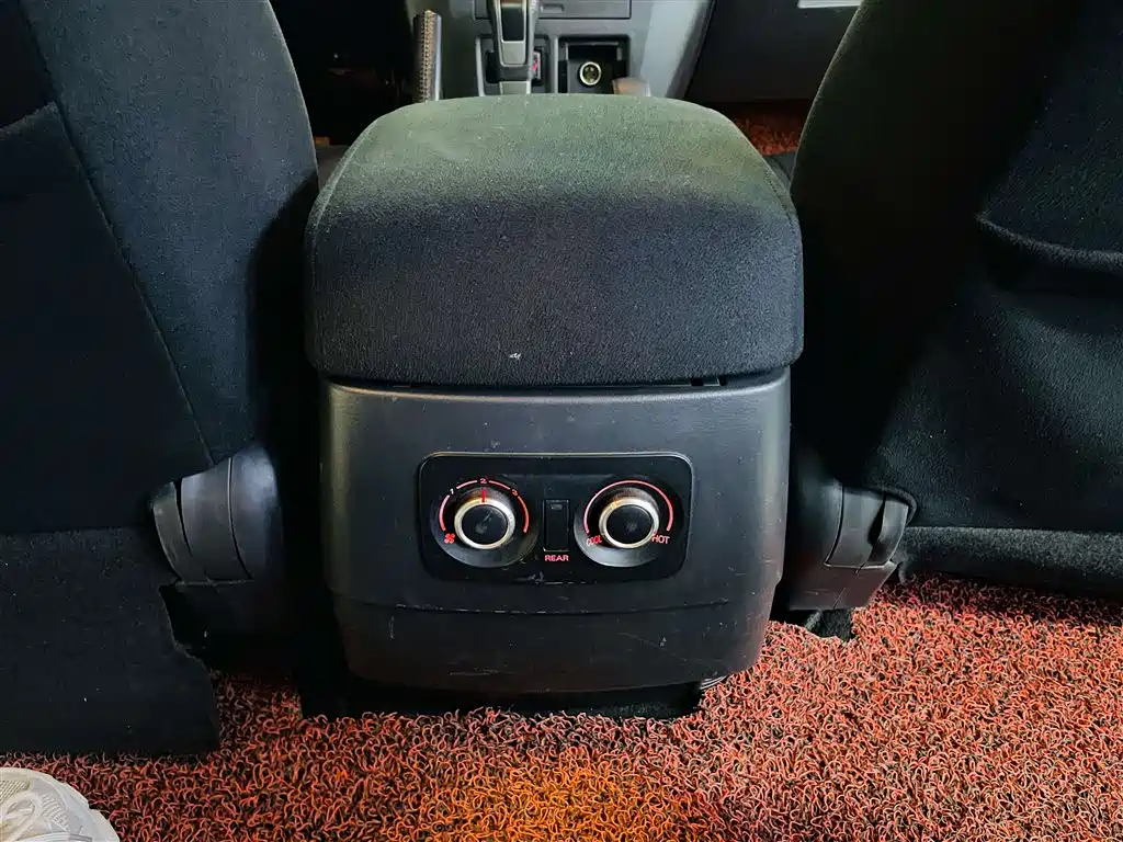 Pajero imported 2016 3.0L automatic standard version National V купить на сайте DeffCars