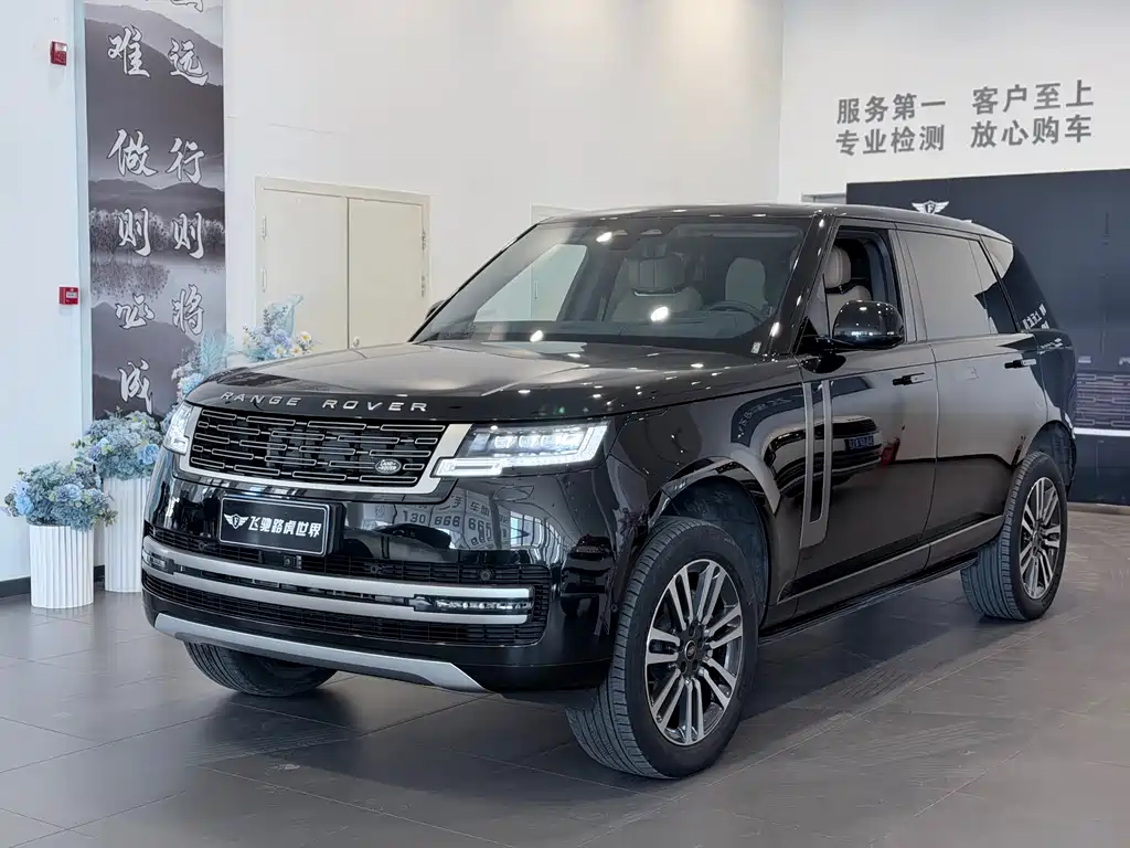 Range Rover 2024 3.0 L6 400PS Extended Edition купить на сайте DeffCars