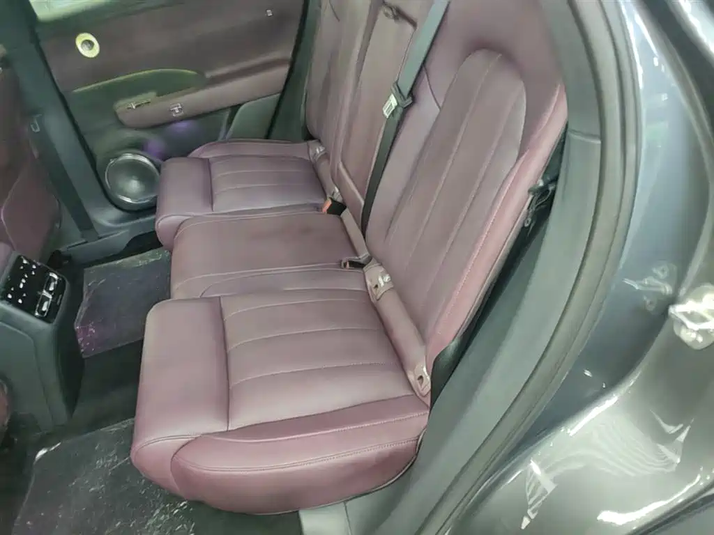 Lantu FREE 2025 FREE+ four-wheel drive Qiankun version купить на сайте DeffCars