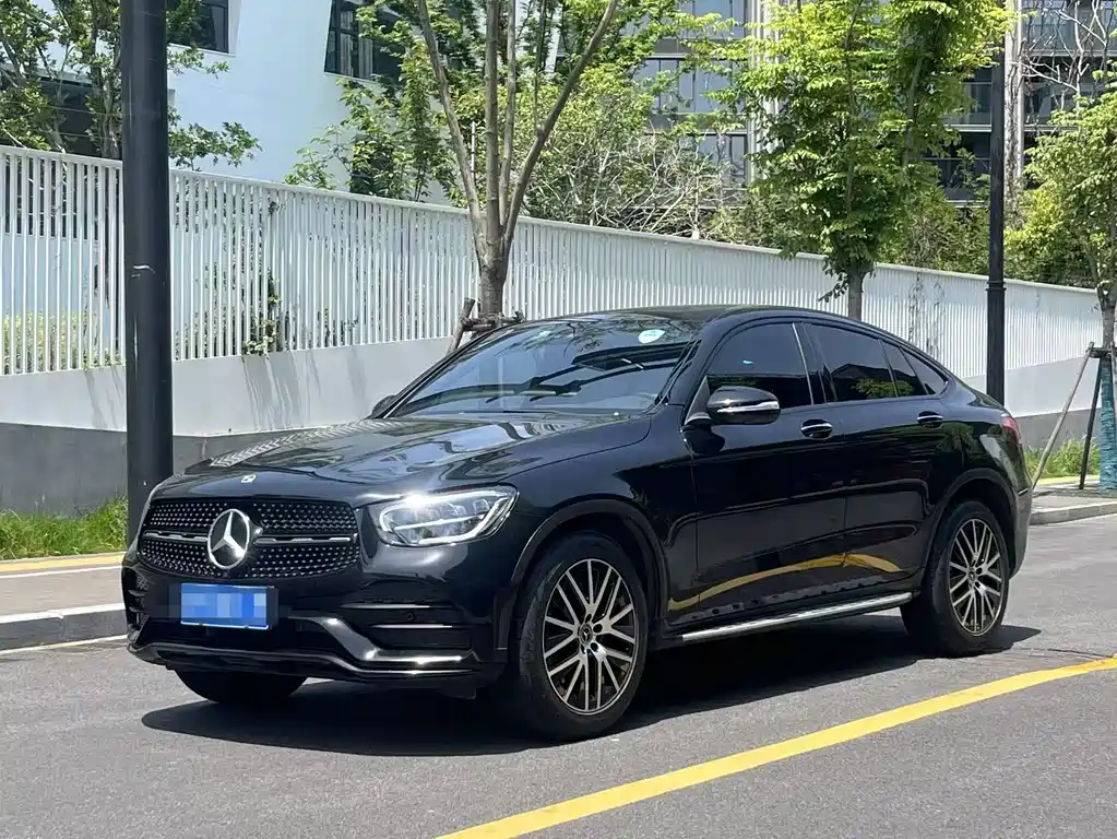 Mercedes-Benz GLC Coupe 2020 GLC 300 4MATIC Coupe SUV купить на сайте DeffCars