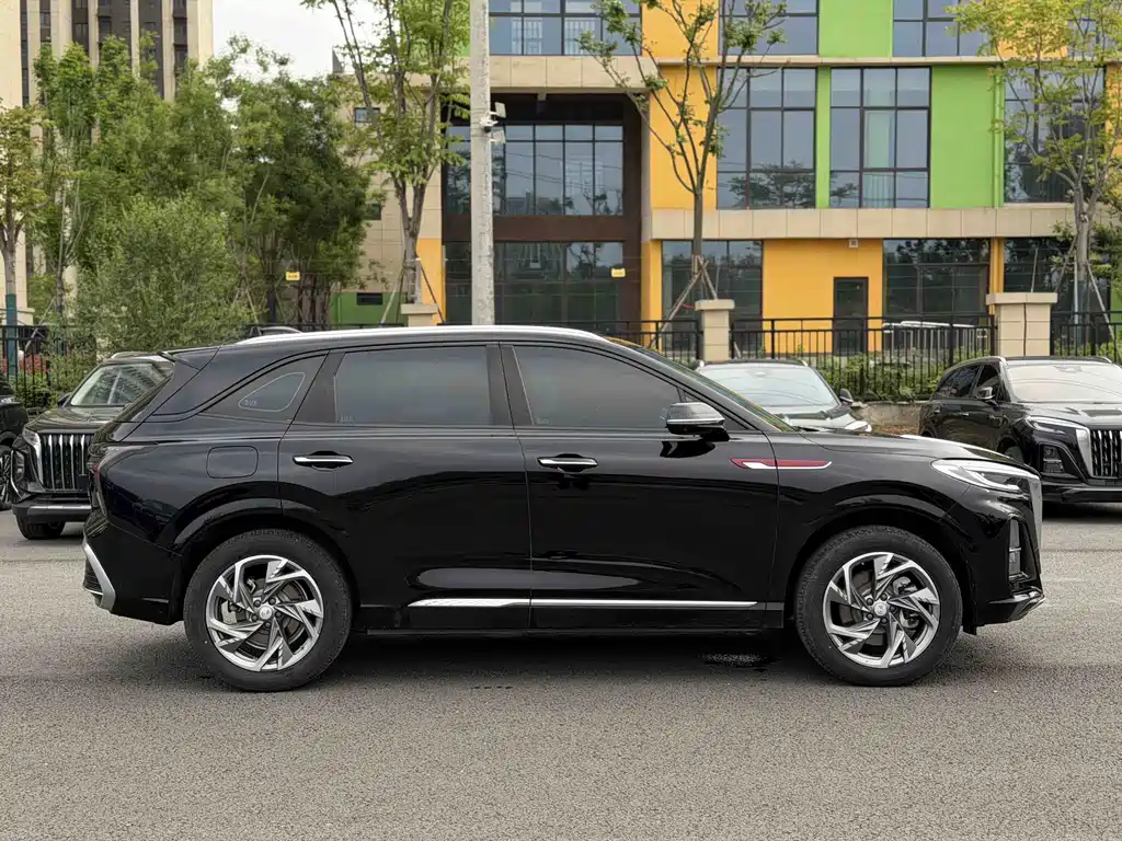 Hongqi HS3 PHEV 2024 115km Jinwei Edition купить на сайте DeffCars