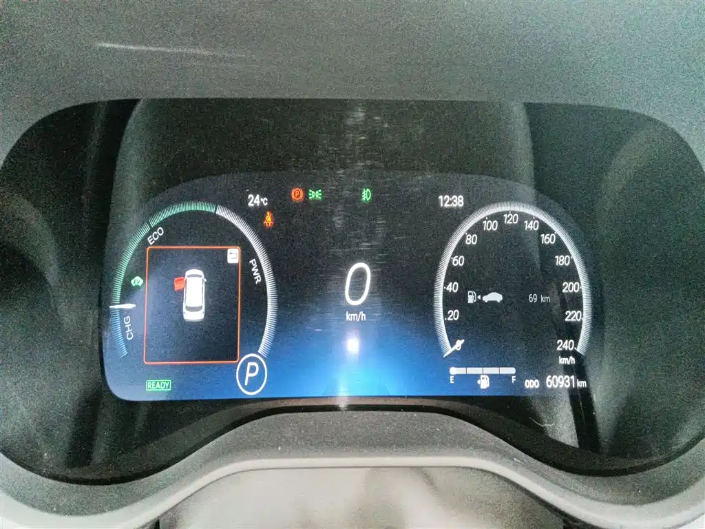 SIENNA 2021 2.5L Hybrid Platinum Edition купить на сайте DeffCars