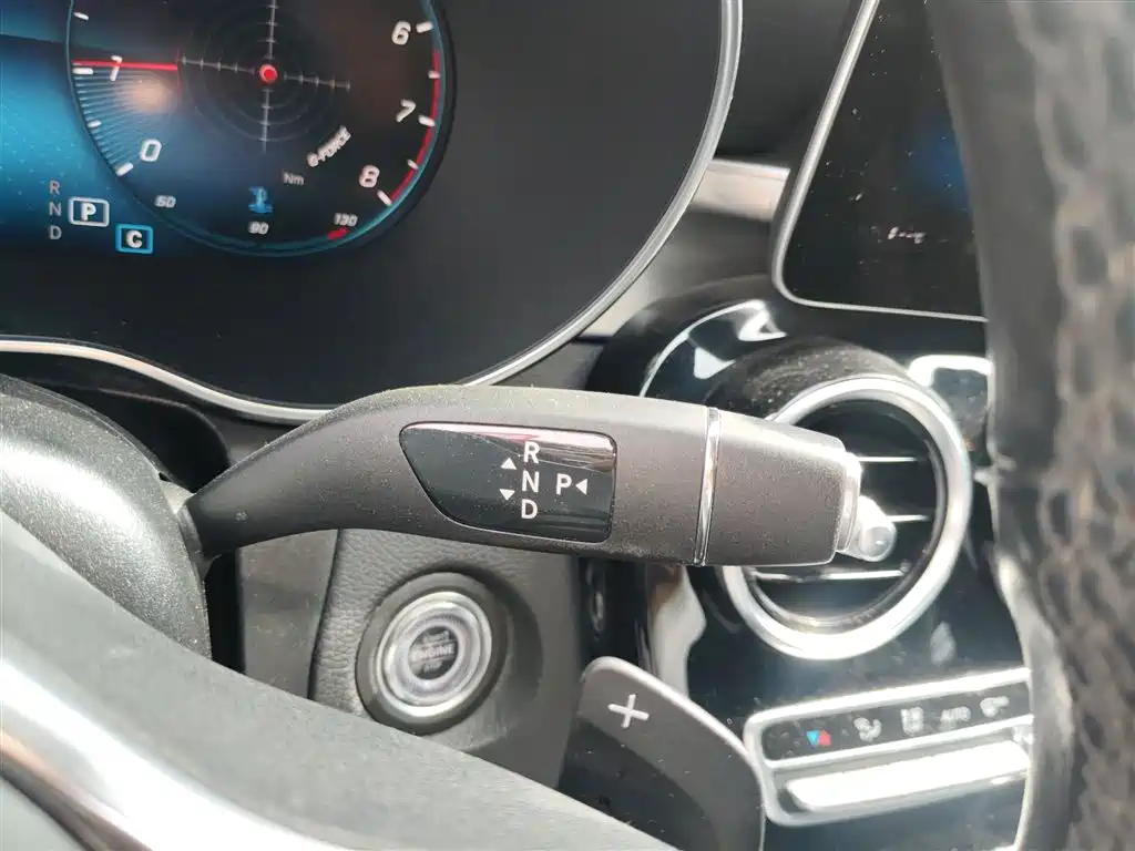 Mercedes-Benz GLC Coupe 2020 GLC 260 4MATIC Coupe SUV купить на сайте DeffCars