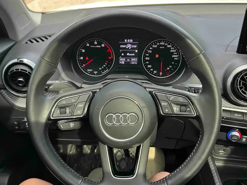 Audi Q2L 2022 35 TFSI Fashion Dynamic купить на сайте DeffCars
