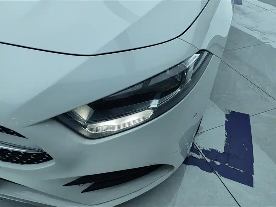 Mercedes-Benz A-Class 2019 facelift A 180 L sports sedan купить на сайте DeffCars