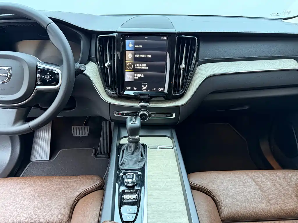 Volvo XC60 2020 T5 four-wheel drive Zhiyuan Deluxe Edition купить на сайте DeffCars
