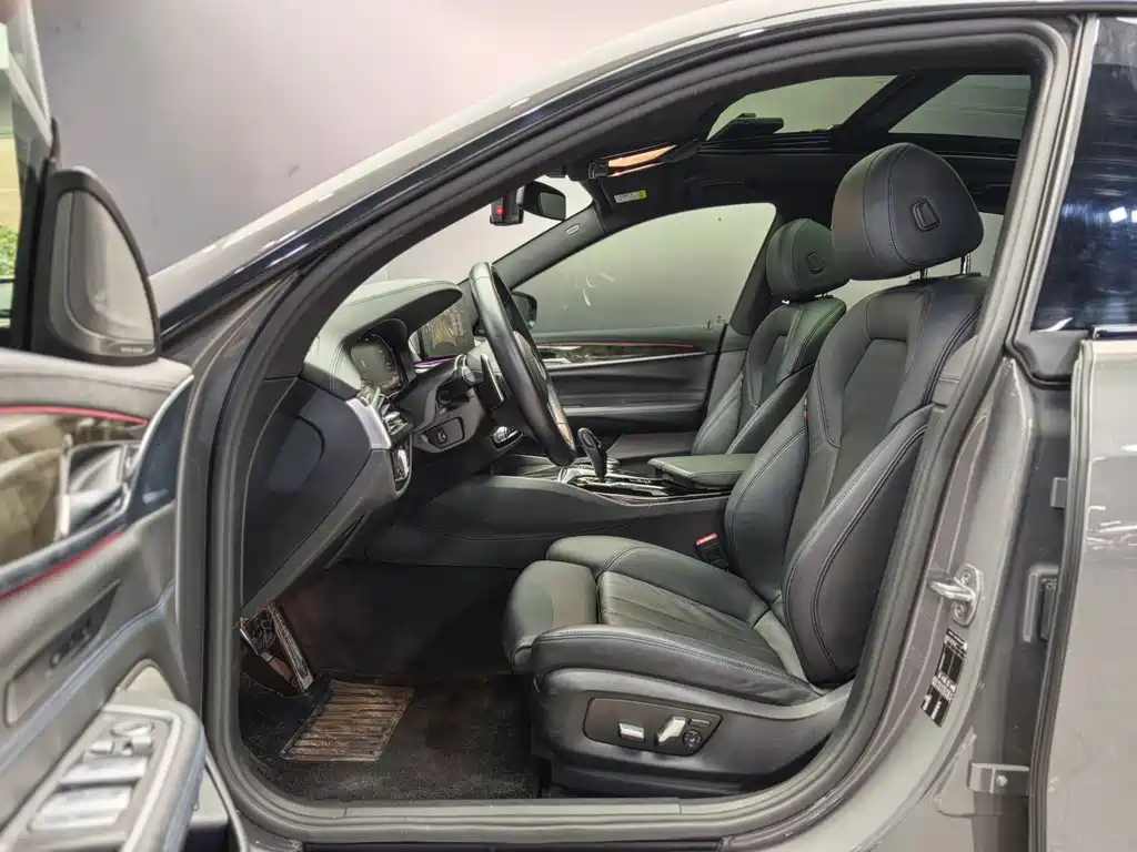 BMW 6 Series GT 2021 facelift 630i M Sports Package купить на сайте DeffCars