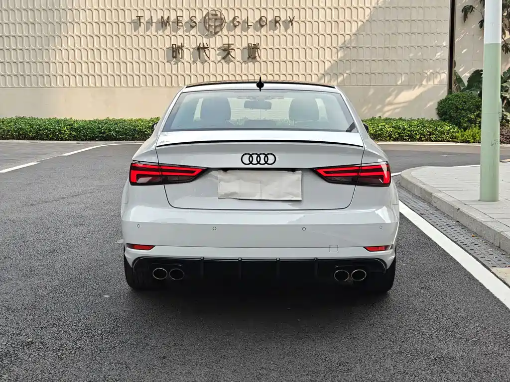 Audi A3 2019 Limousine 35 TFSI Enterprising National VI купить на сайте DeffCars