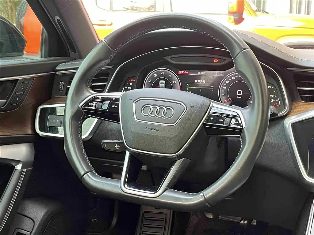 Audi A6L 2022 55 TFSI quattro exclusive dynamic model купить на сайте DeffCars