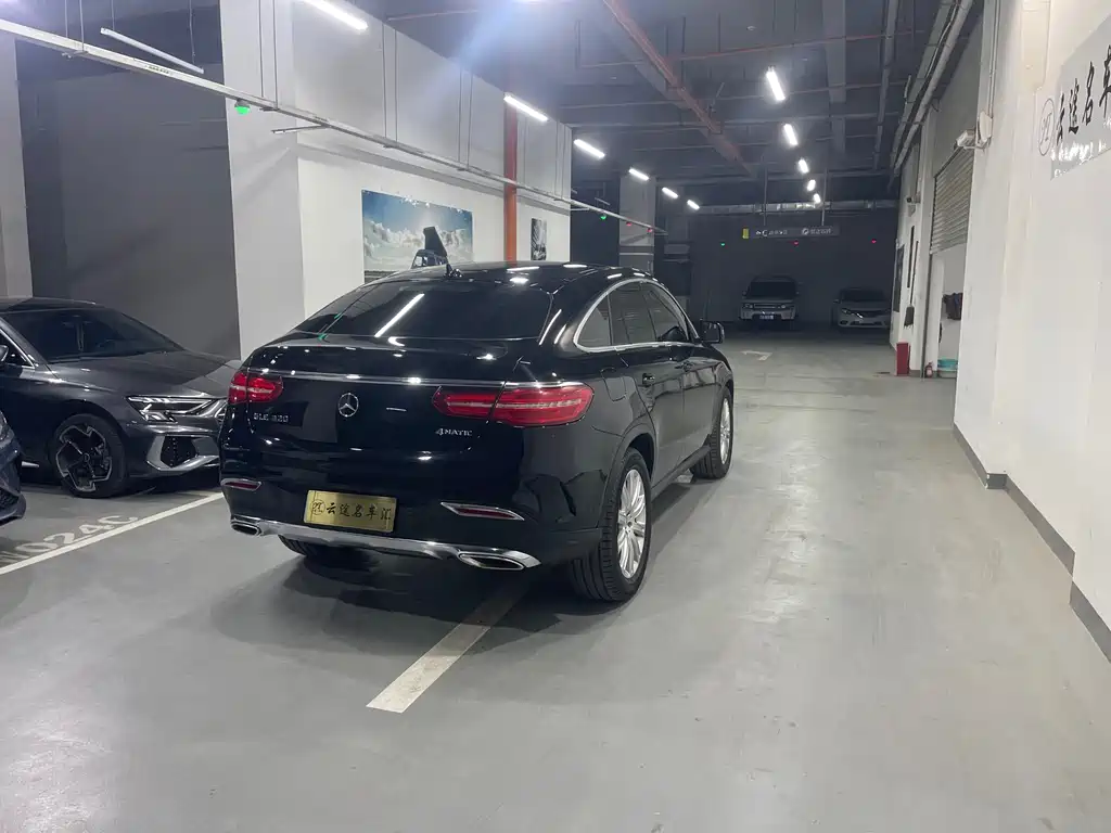 Mercedes-Benz GLE Coupe 2015 GLE 320 4MATIC Coupe SUV купить на сайте DeffCars