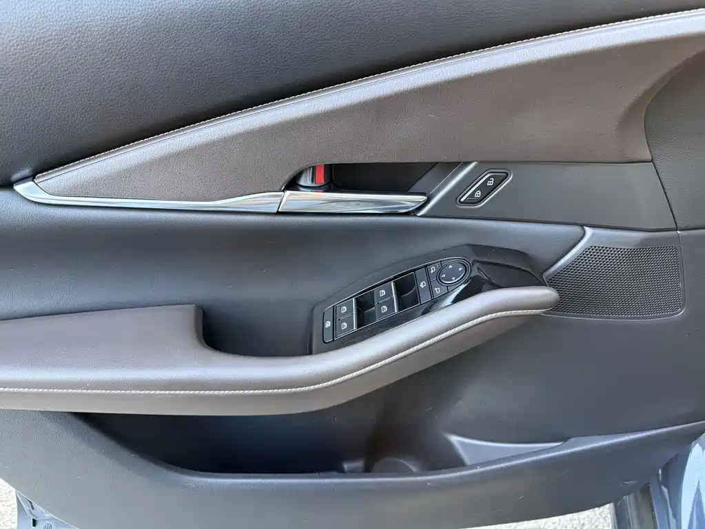 Mazda CX-30 2021 2.0L automatic Jiayue type купить на сайте DeffCars