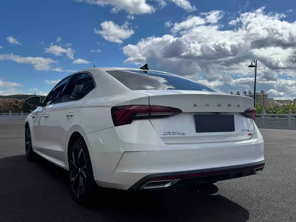 Octavia 2022 PRO TSI280 Exclusive Edition купить на сайте DeffCars