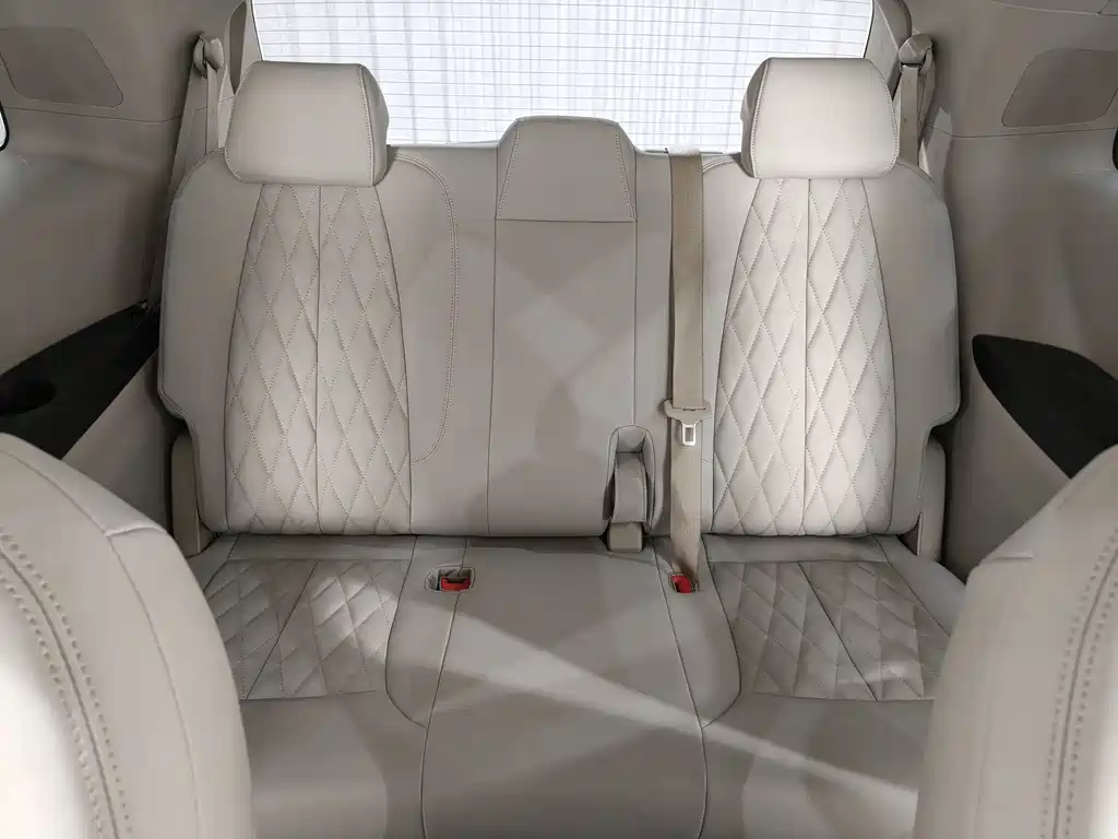 Buick GL8 2022 Land Business Class 652T Comfort купить на сайте DeffCars