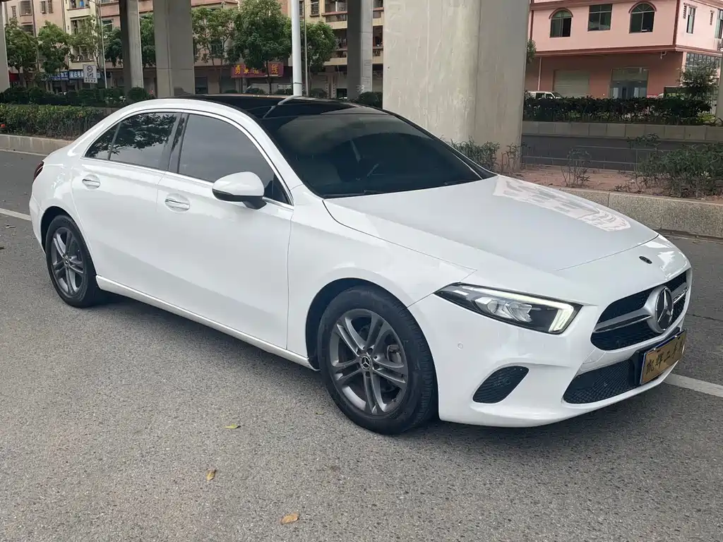 Mercedes-Benz A-Class 2019 A 200 L купить на сайте DeffCars