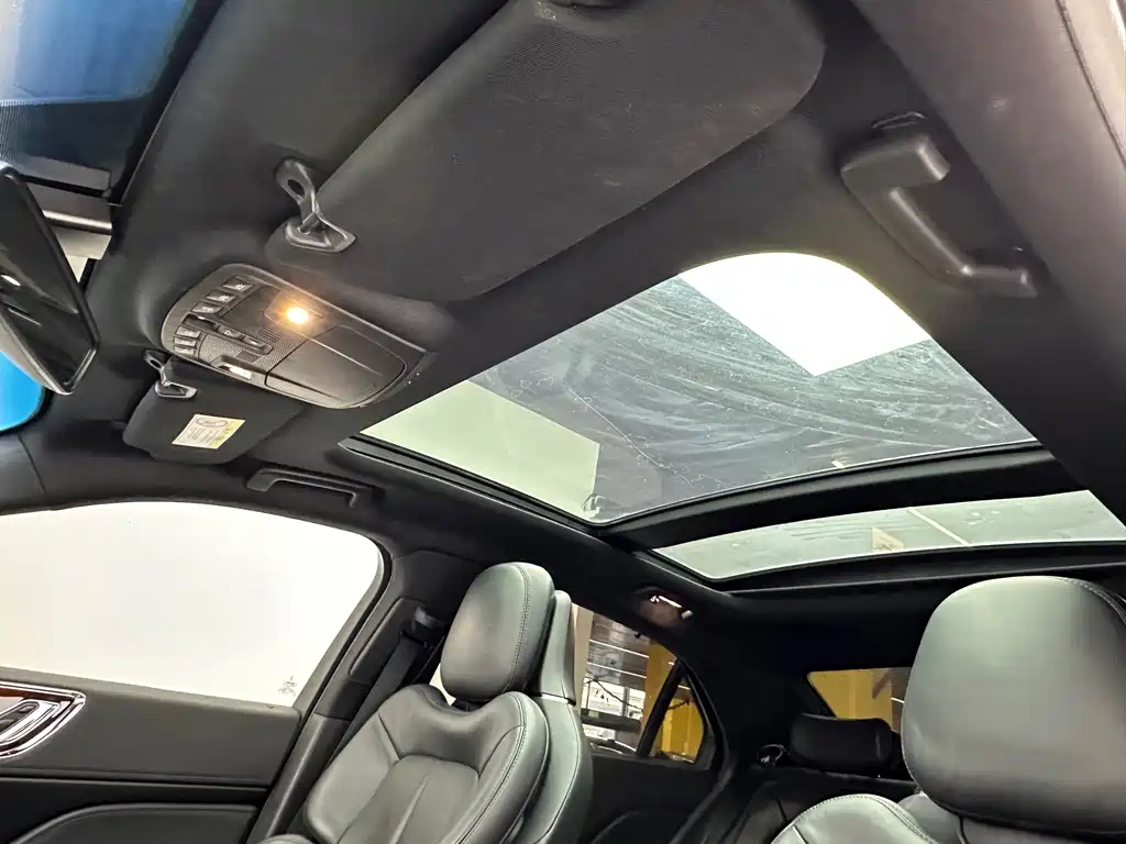 Lincoln Continental 2017 3.0T Four-wheel Drive Premium Edition купить на сайте DeffCars