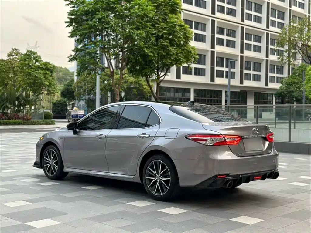 Camry 2023 2.5G Deluxe Edition купить на сайте DeffCars