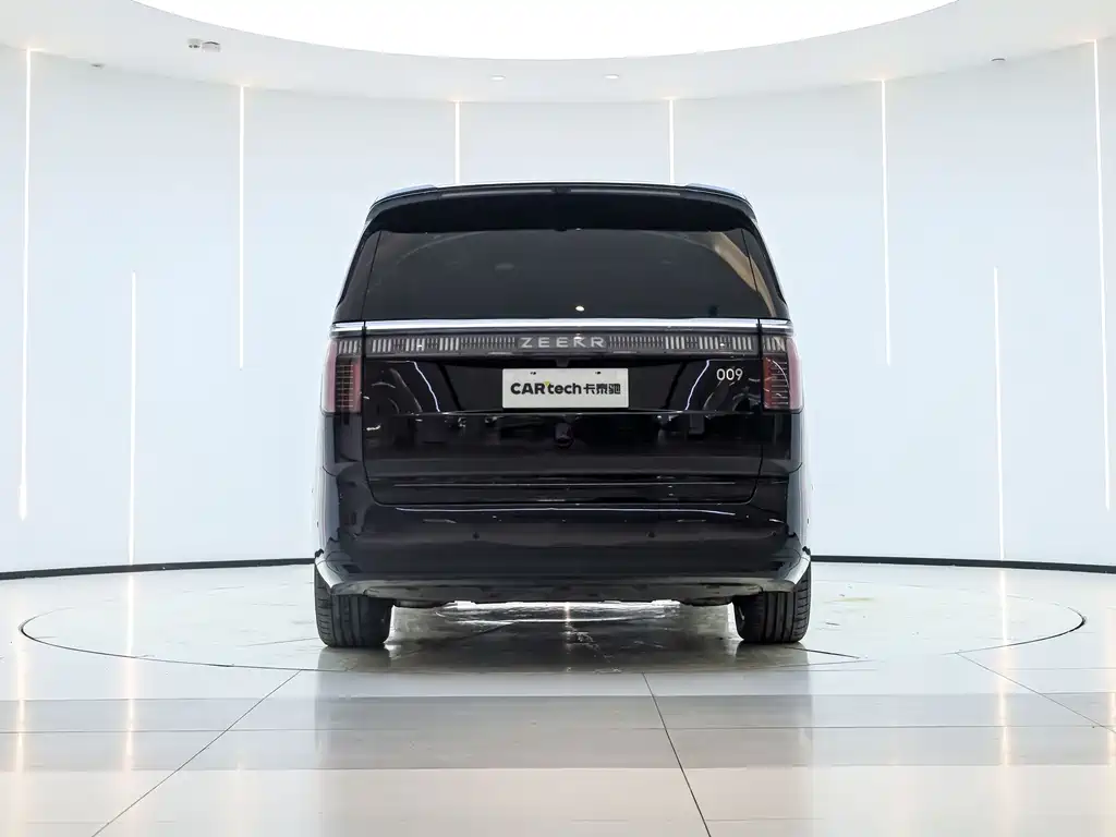 Jikrypton 009 2024 seven-seat aisle version four-wheel drive 108kWh купить на сайте DeffCars