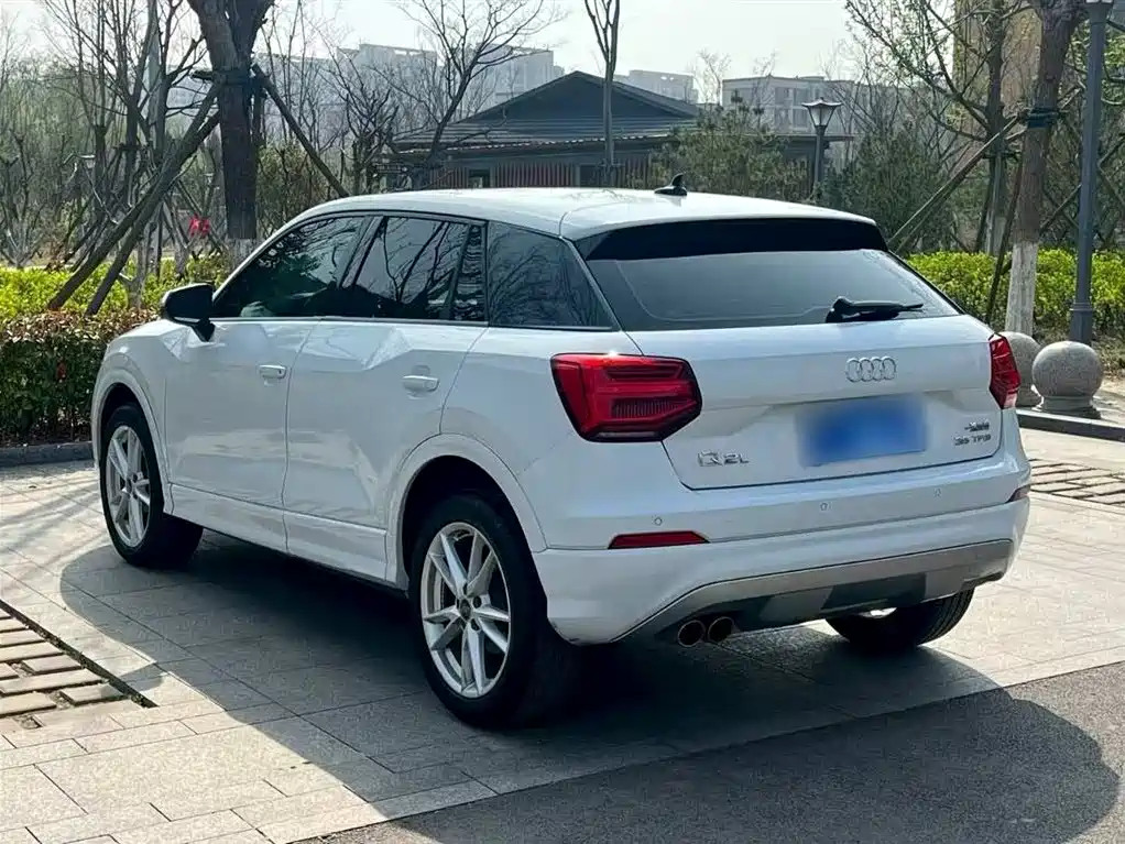 Audi Q2L 2021 35 TFSI fashionable and elegant купить на сайте DeffCars