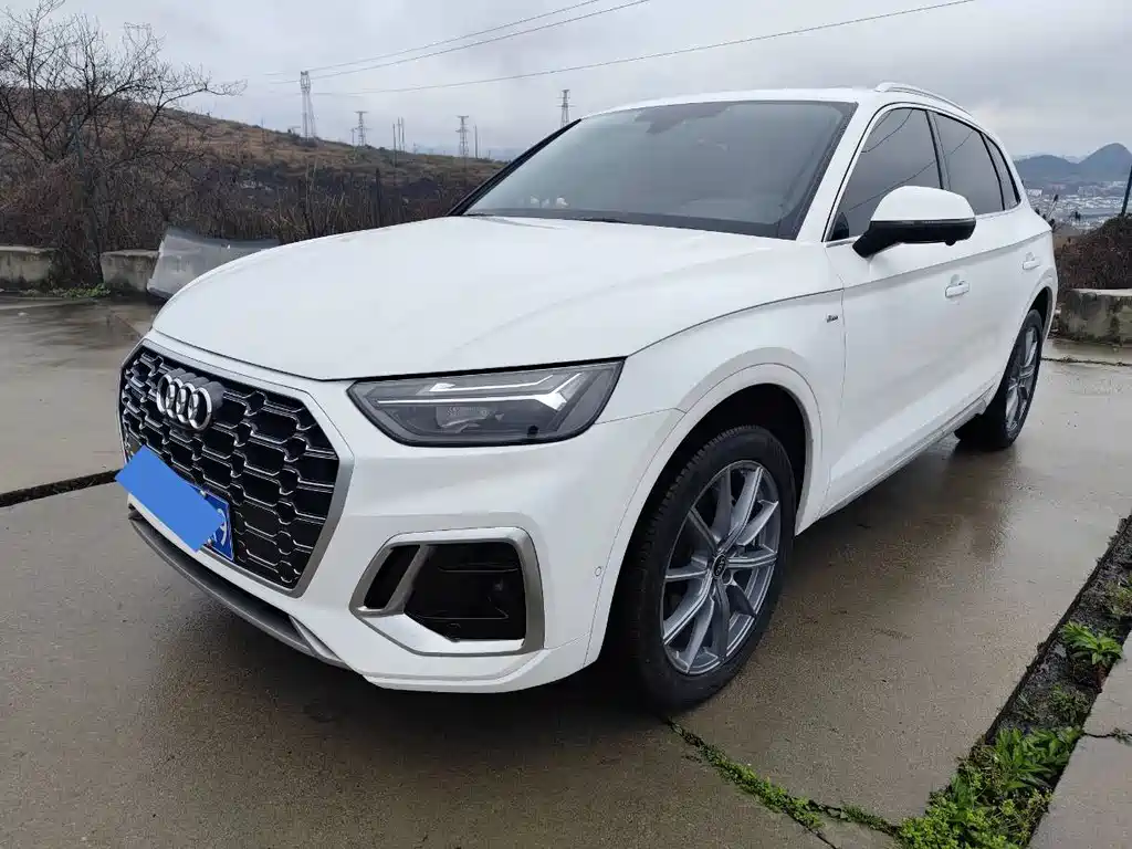 Audi Q5L 2022 facelift 45T luxury and dynamic model купить на сайте DeffCars