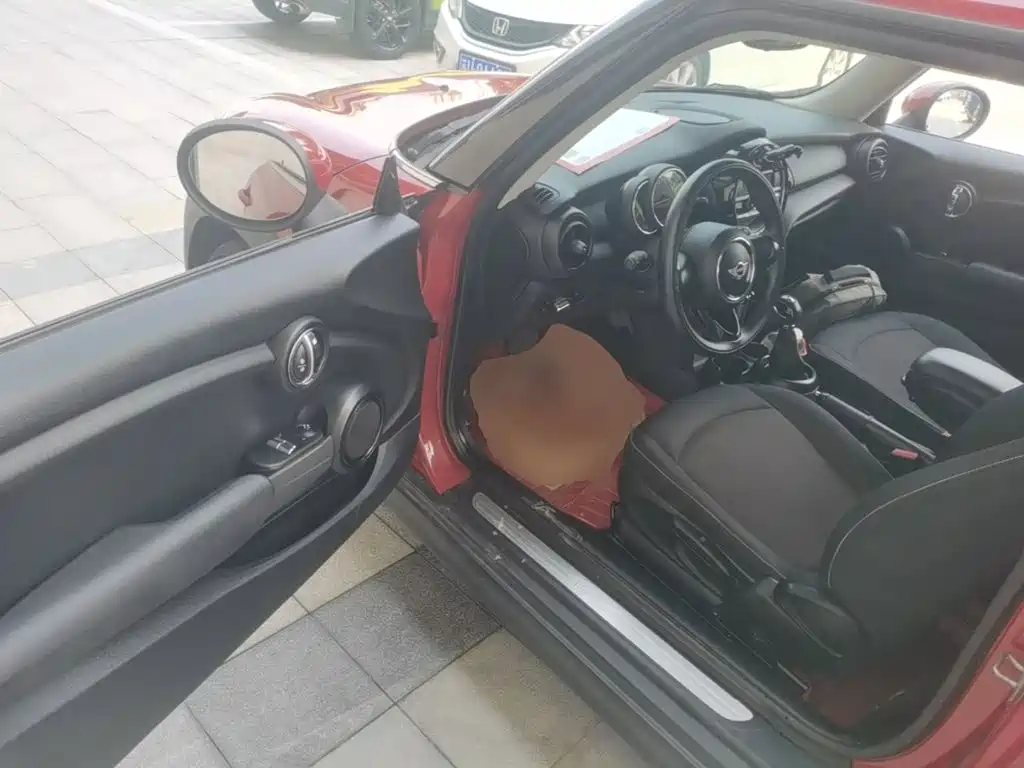 MINI 2014 1.2T ONE купить на сайте DeffCars
