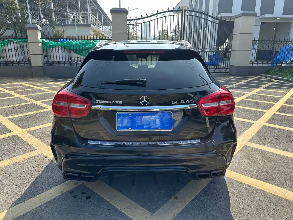 Mercedes-Benz GLA AMG 2015 AMG GLA 45 4MATIC купить на сайте DeffCars
