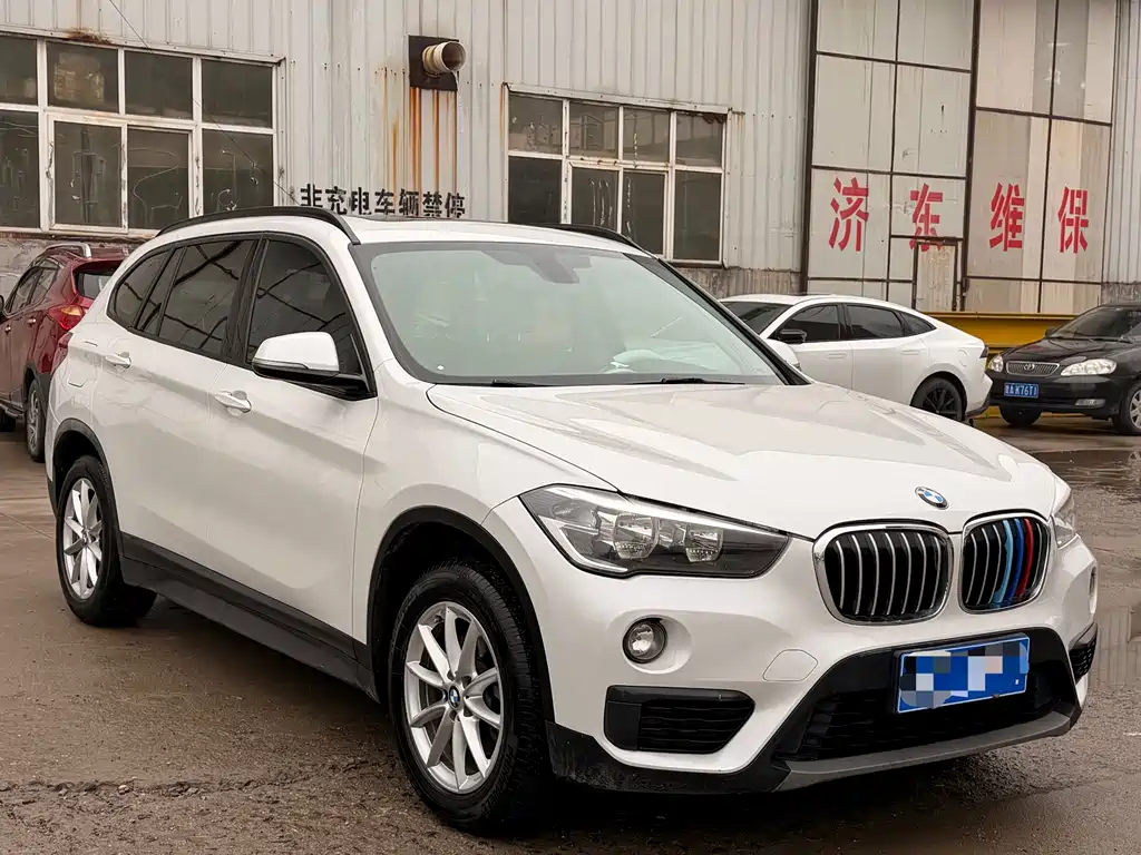 BMW X1 2018 sDrive18Li Fashion Model купить на сайте DeffCars