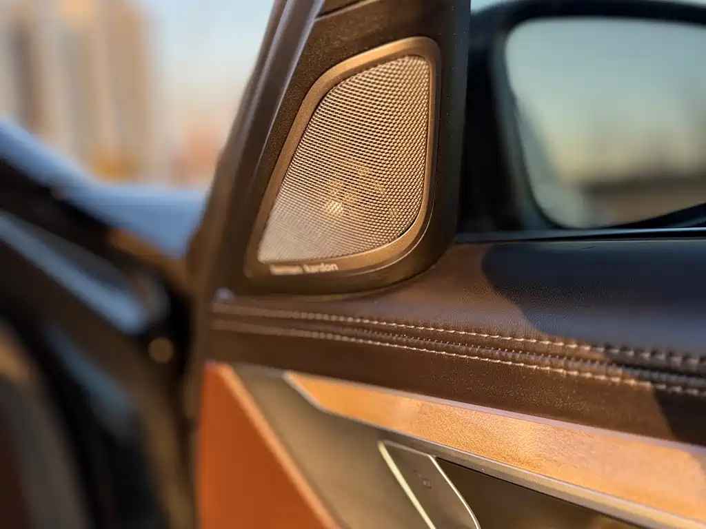 BMW 7 Series 2021 740Li Leading Luxury Package купить на сайте DeffCars