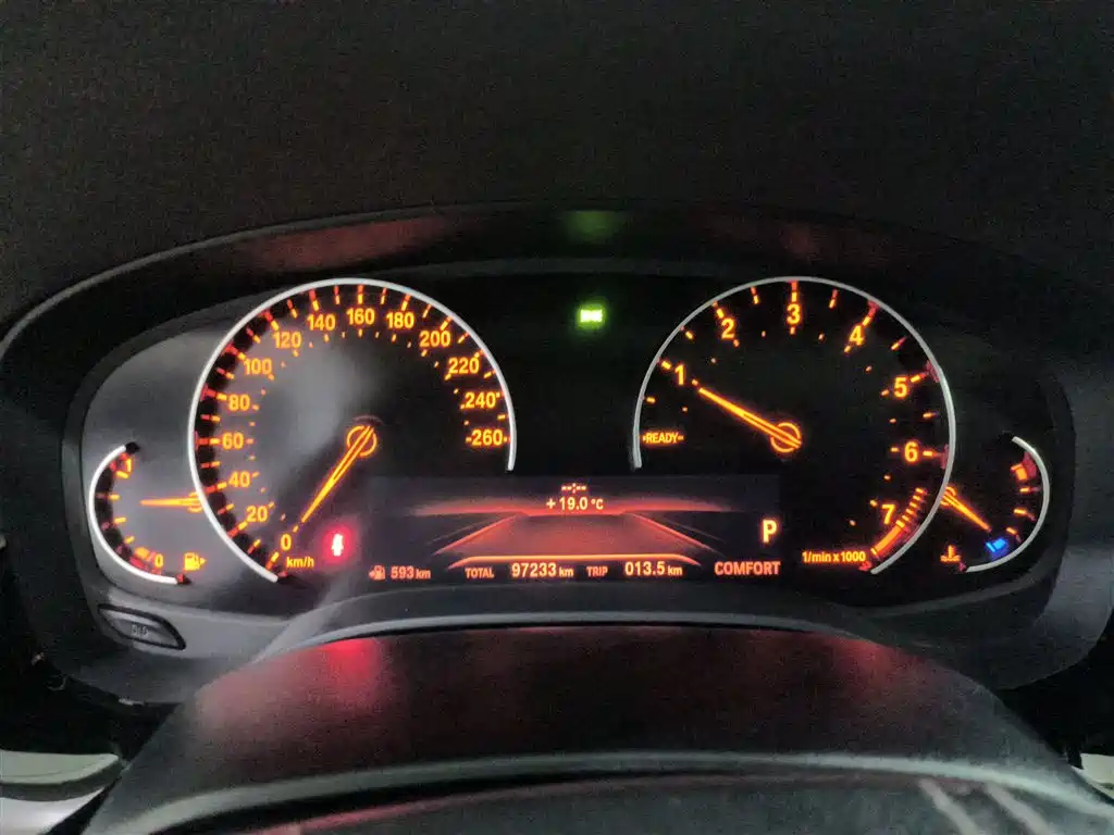 BMW 5 Series 2018 528Li Special Edition launched купить на сайте DeffCars