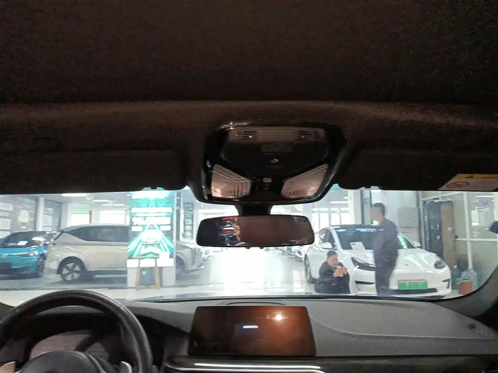 BMW 5 Series 2020 530Li Leading M Sports Package купить на сайте DeffCars