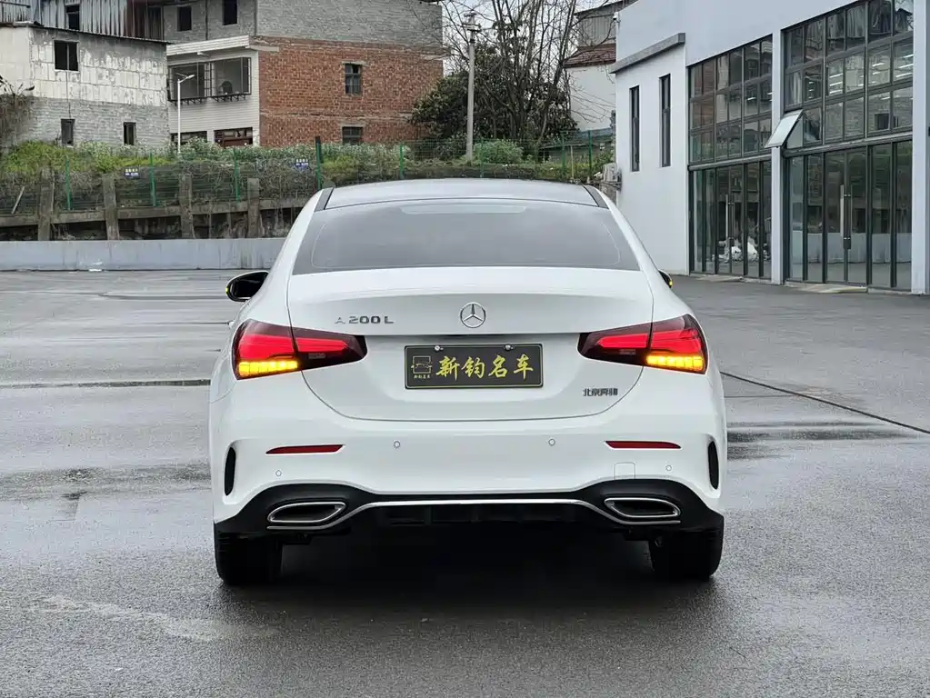 Mercedes-Benz A-Class 2025 A 200 L Fashion Model купить на сайте DeffCars