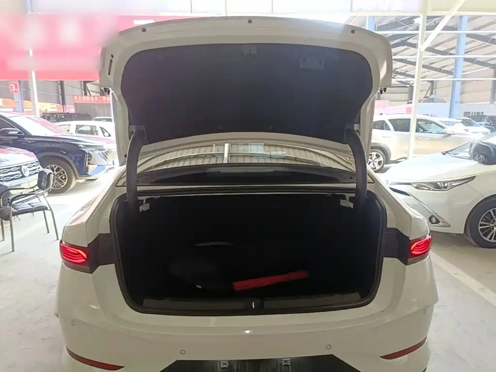 Qin PLUS 2025 DM-i smart driving version 55KM leading model купить на сайте DeffCars