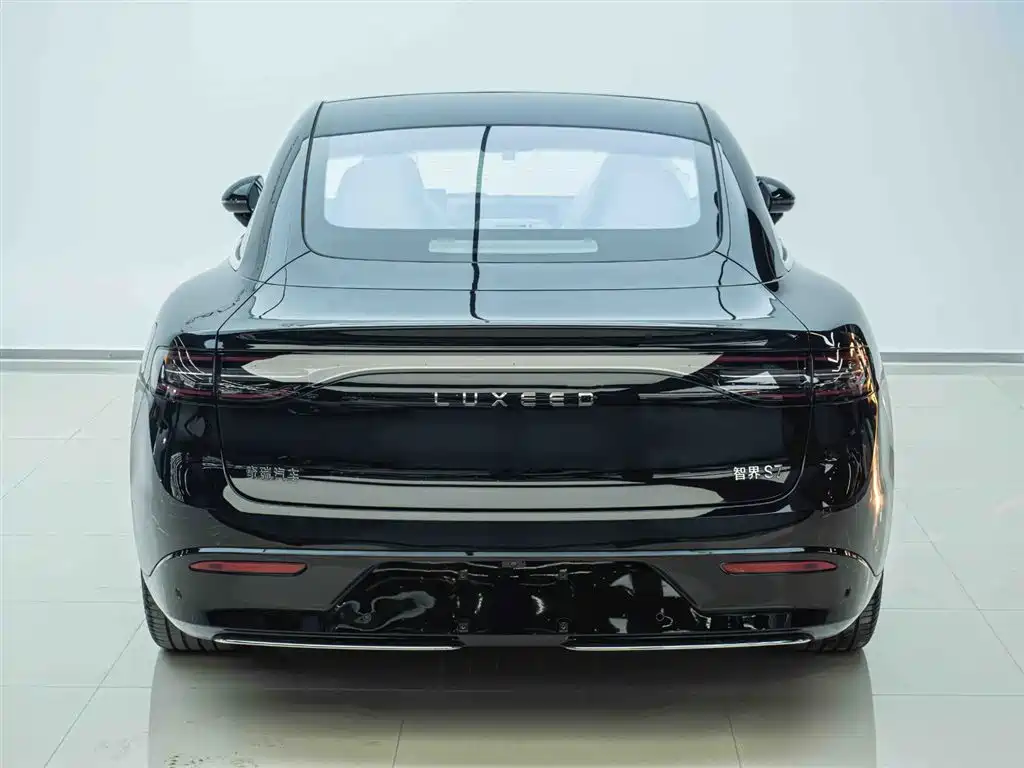 Zhijie S7 2024 Pro купить на сайте DeffCars