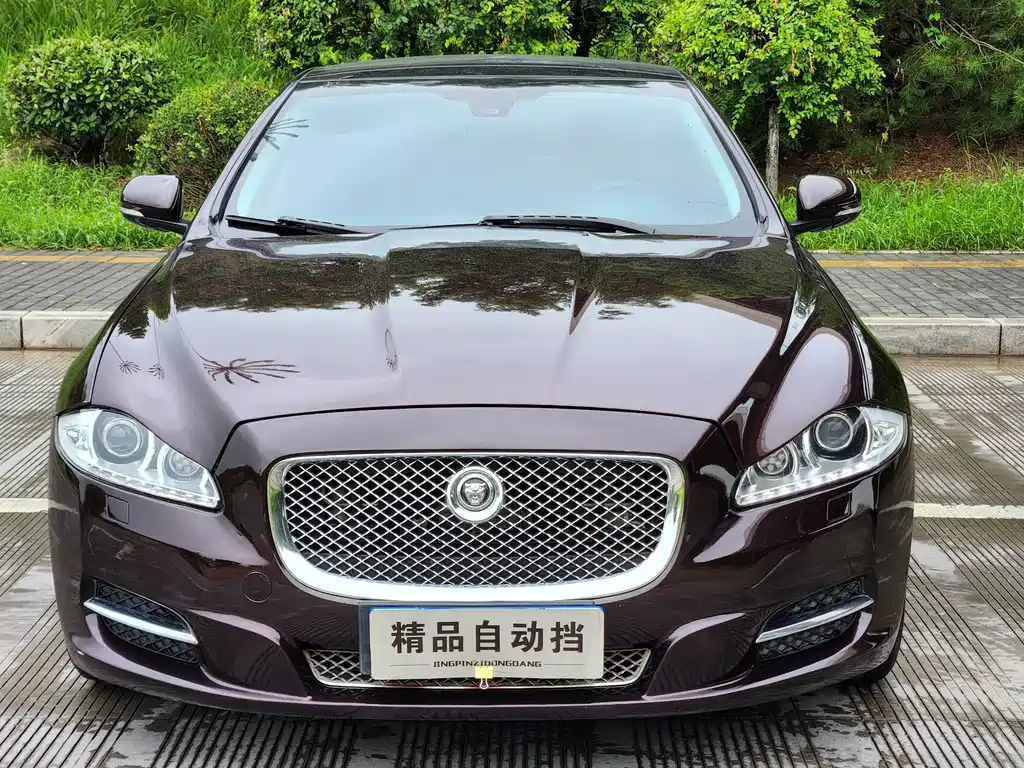 Jaguar XJ 2013 XJL 3.0 SC four-wheel drive flagship business version купить на сайте DeffCars