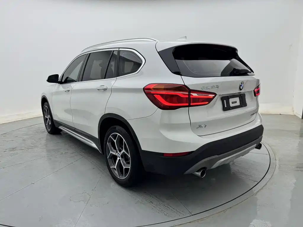 BMW X1 2019 xDrive20Li Exclusive Model купить на сайте DeffCars