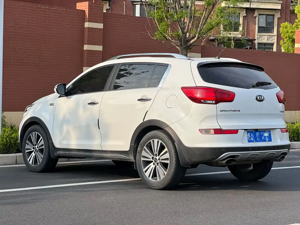Sportage R (Zhipao) 2015 2.0L Automatic 2WD DLX купить на сайте DeffCars